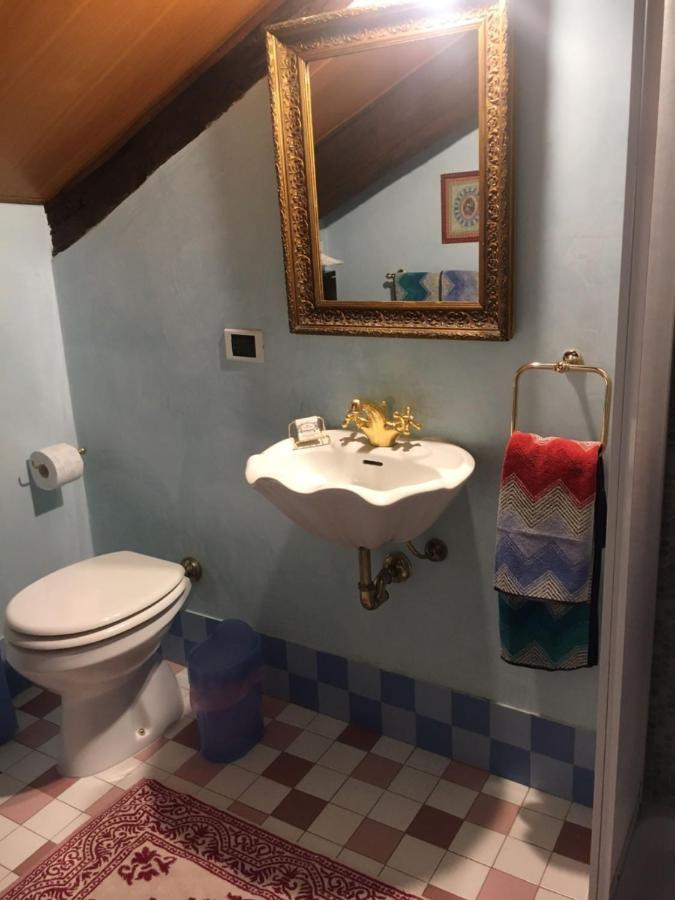 Attico Con Altana Habitación en casa particular